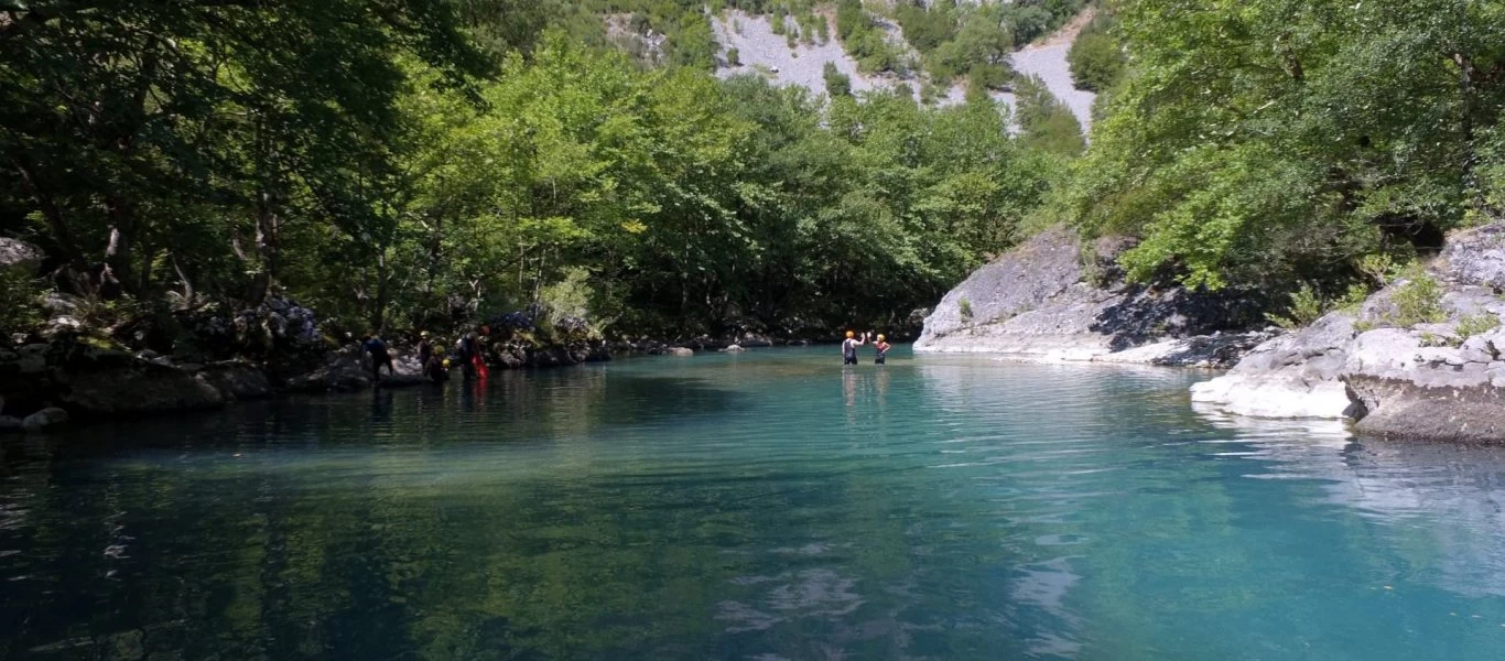 Ο Βοϊδομάτης ανάμεσα στα 20 μέρη σε όλο τον κόσμο που αξίζει να κολυμπήσει κανείς σύμφωνα με το CNN